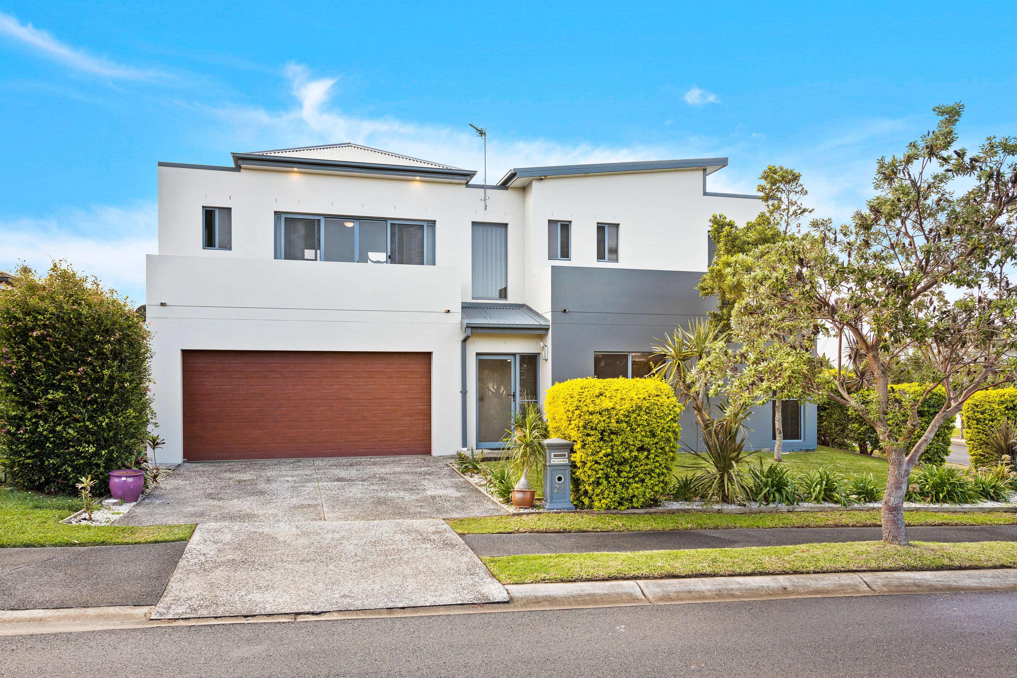 27 Caravel Crescent, Shell Cove NSW 2529, Shell Cove - Image 1