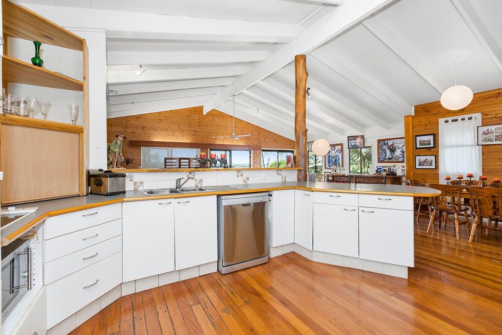 21 Hibiscus Parade, Banora Point - Thumbnail 4