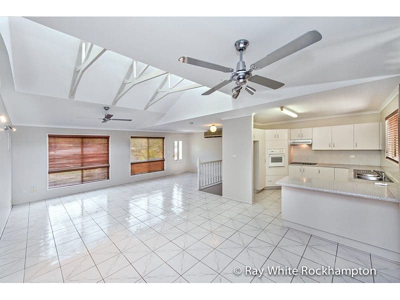 17 Jeffries Street, THE RANGE QLD 4700, The Range - Thumbnail 4