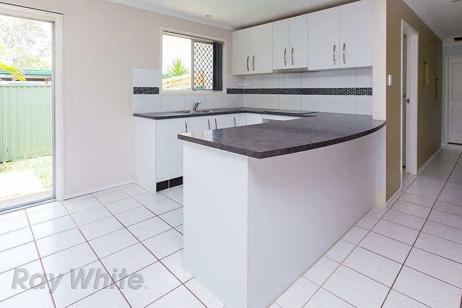 31 Melinda Street, CAMIRA QLD 4300, Camira - Thumbnail 3