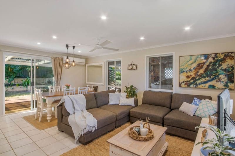 77 Stevens Road, Glenview - Thumbnail 4