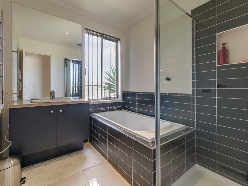 12 Astall Street, CARRUM DOWNS VIC 3201, Carrum Downs - Thumbnail 4