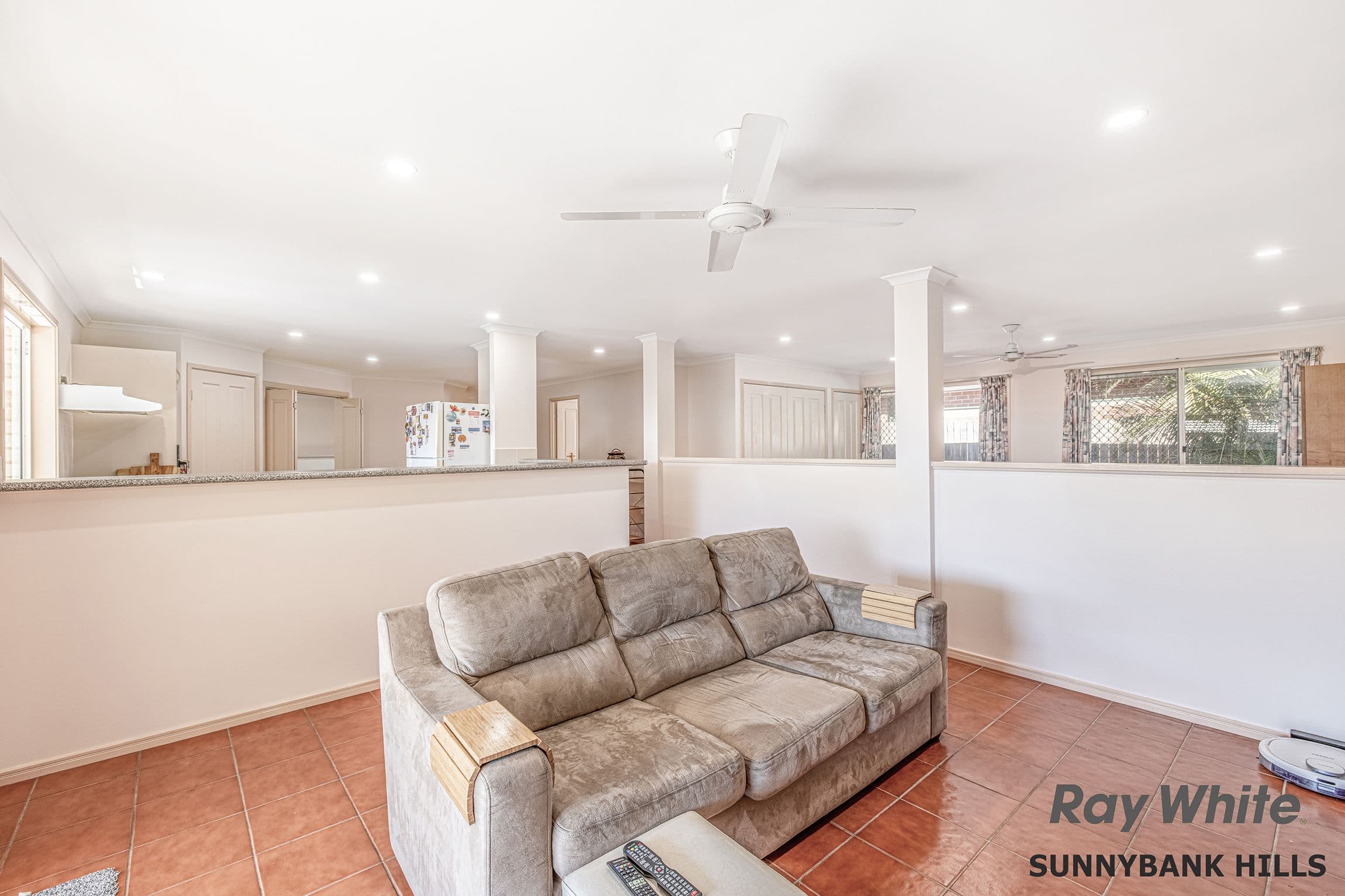 27 Balgownie Crescent, Parkinson QLD 4115, Parkinson - Thumbnail 3