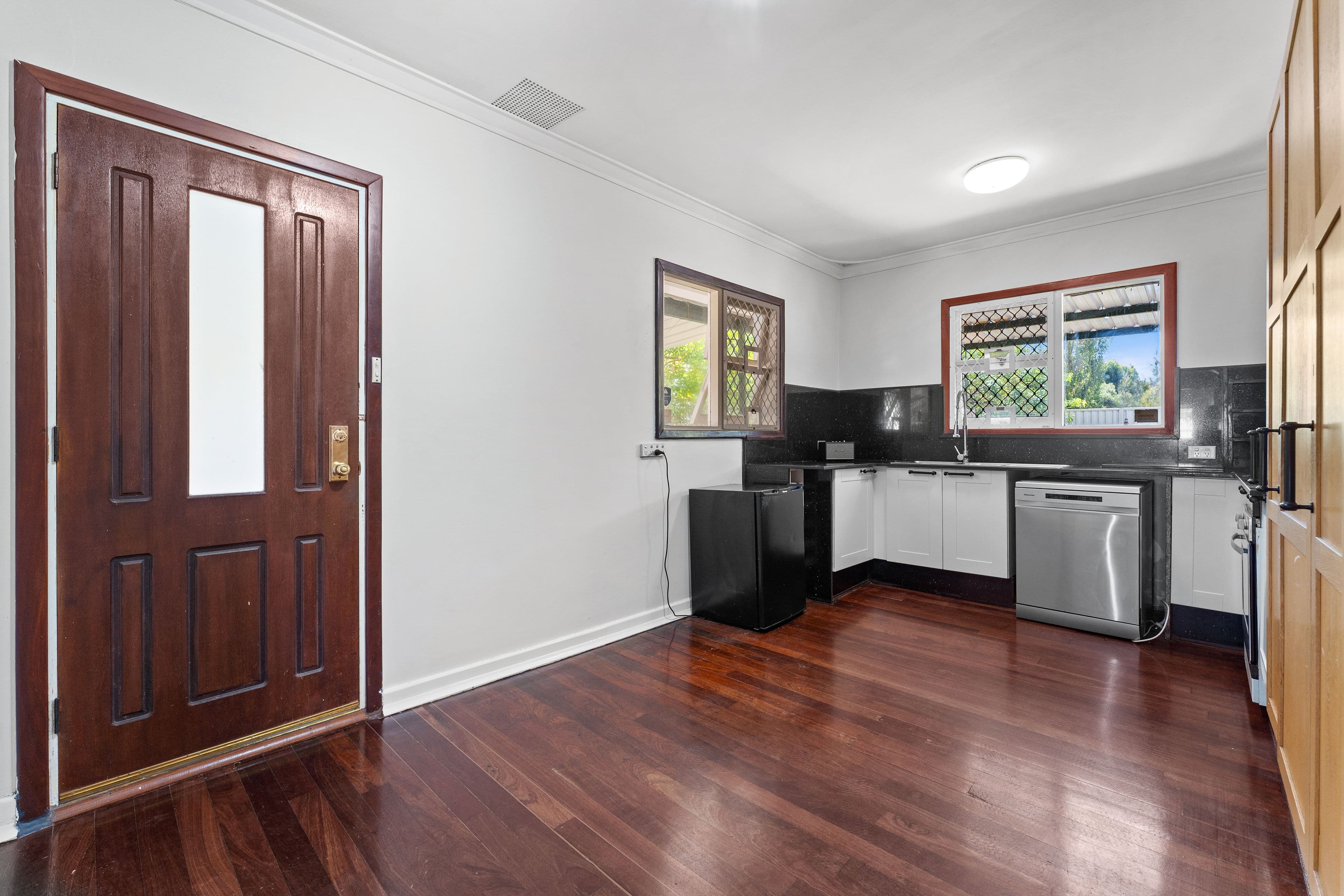 32 Cygnus Street, Rockingham WA 6168, Rockingham - Thumbnail 8