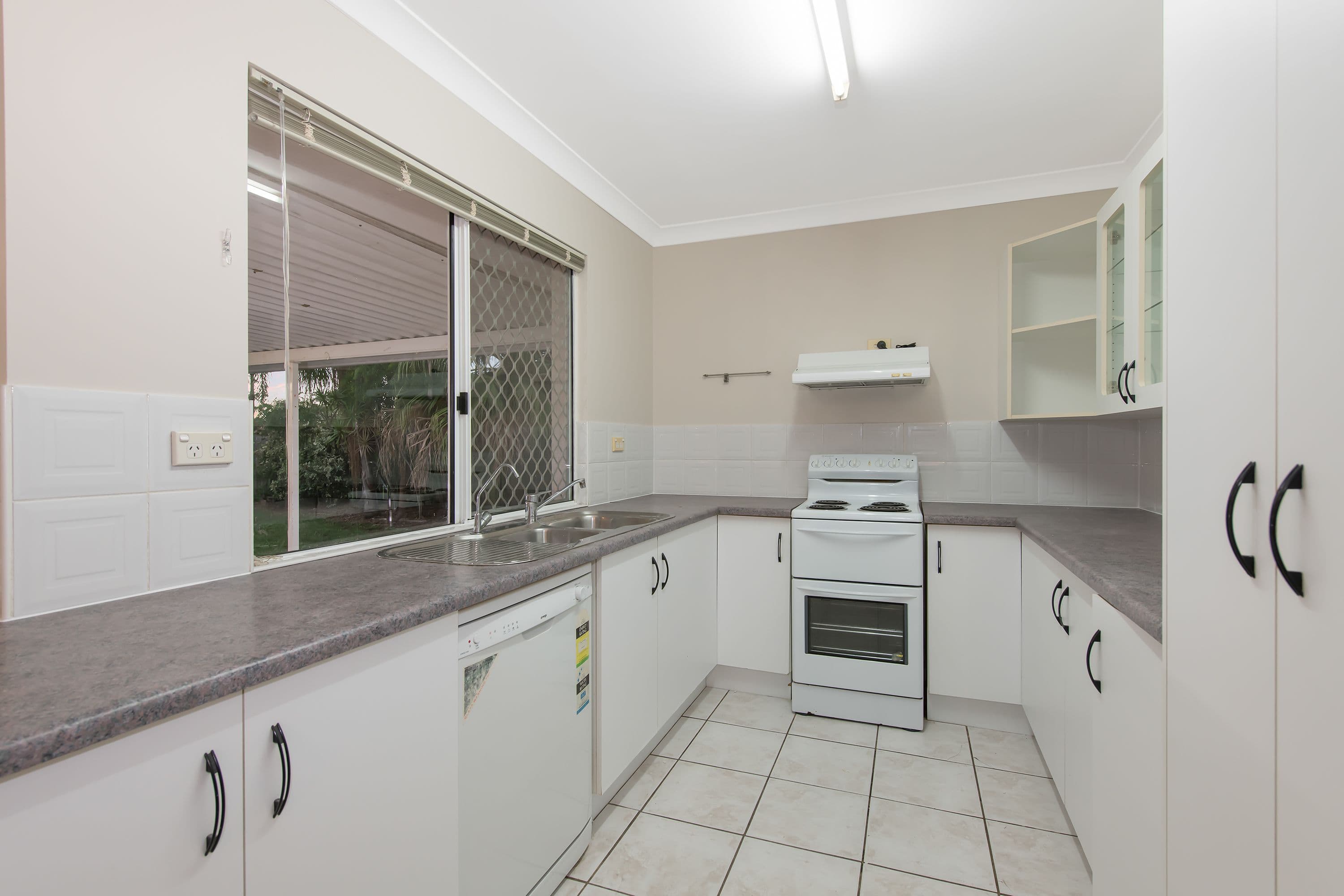 1 Pendula Place, Kirwan QLD 4817, Kirwan - Thumbnail 4