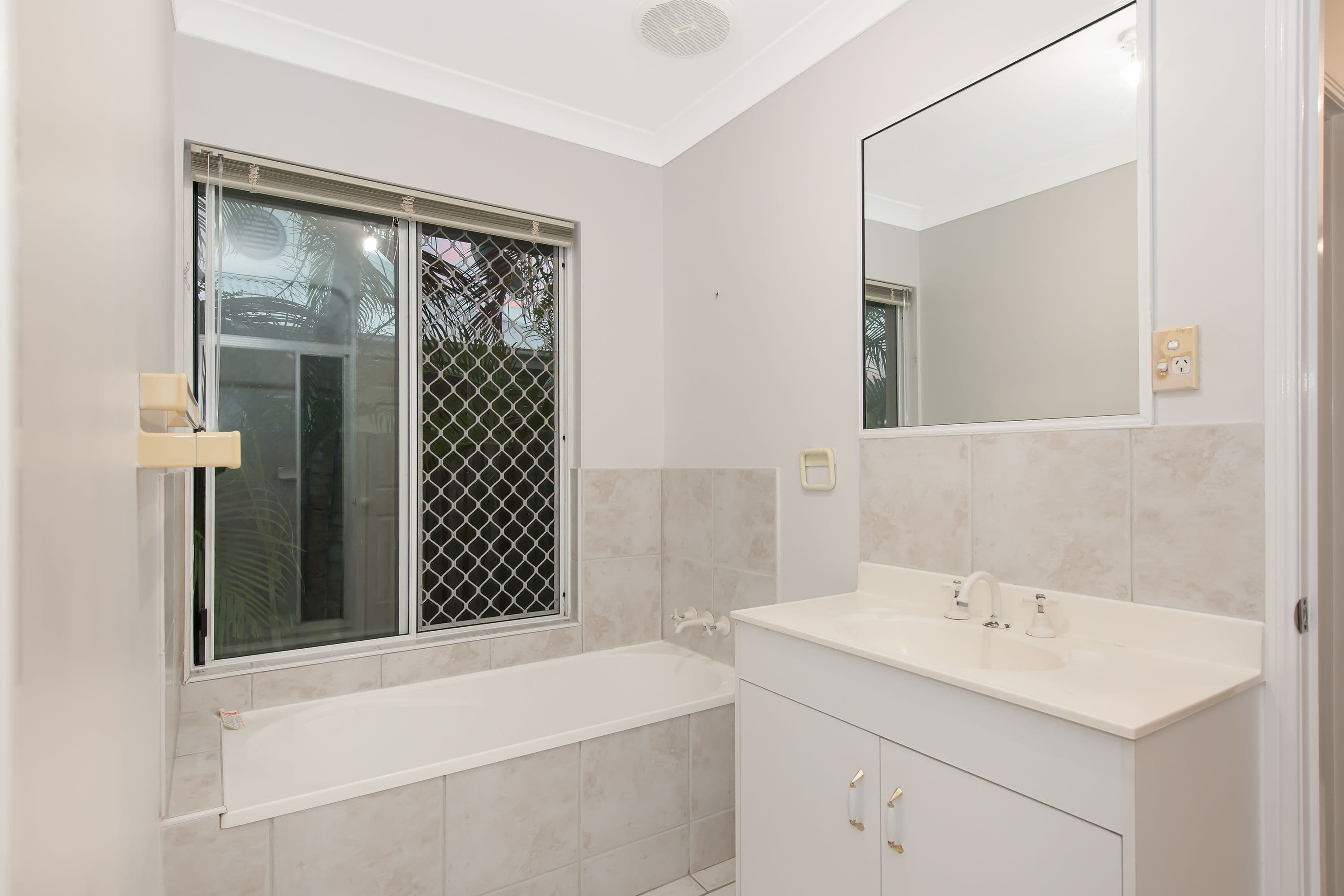 1 Pendula Place, Kirwan QLD 4817, Kirwan - Thumbnail 7