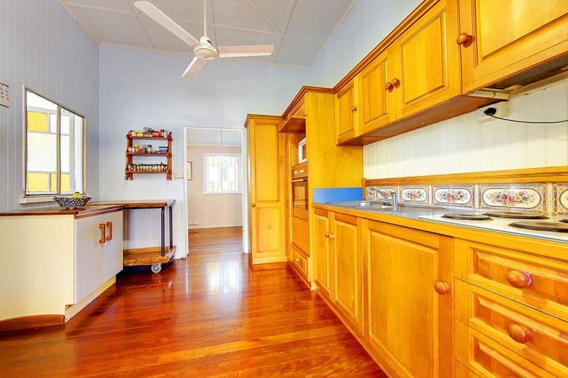 65 Livingstone Street, WEST END QLD 4810, West End - Thumbnail 4