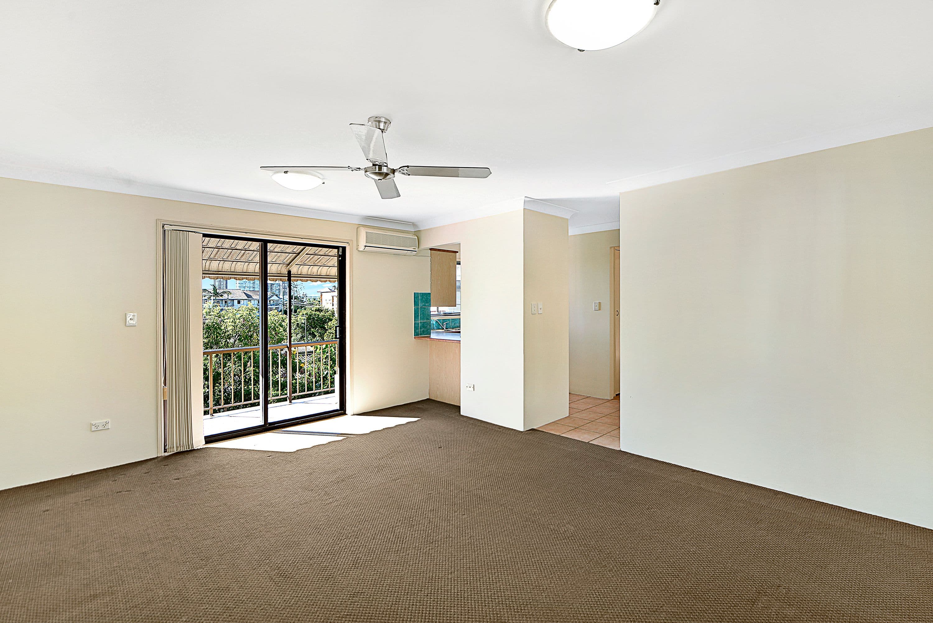 76 Brighton Street, Biggera Waters QLD 4216, Biggera Waters - Thumbnail 4