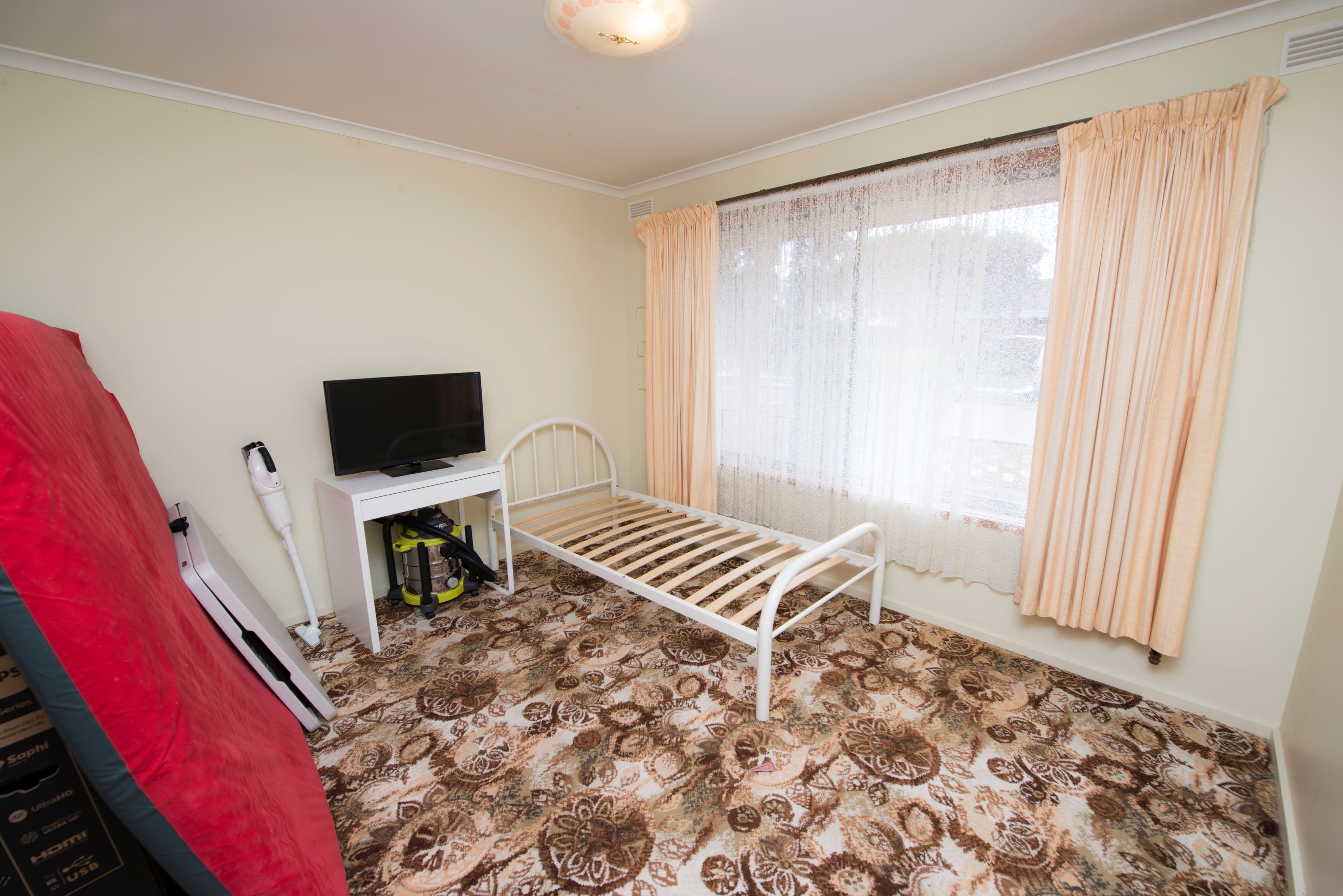 125 Chapman Street, Swan Hill VIC 3585, Swan Hill - Thumbnail 7