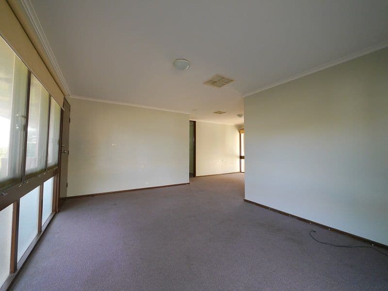 4 Karinya Street, Cowra NSW 2794, Cowra - Thumbnail 2