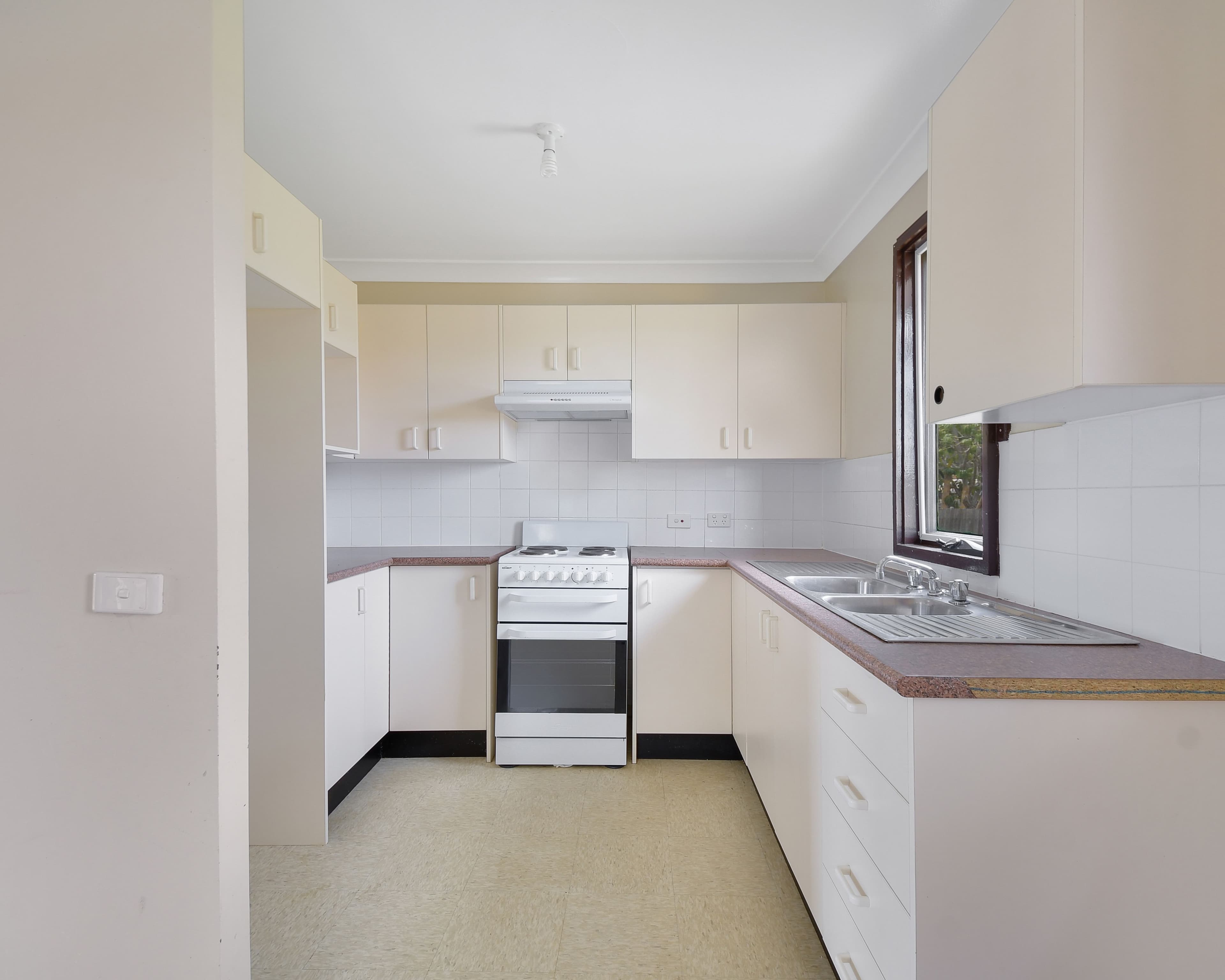 12 Burrundulla Crescent, Airds NSW 2560, Airds - Thumbnail 3