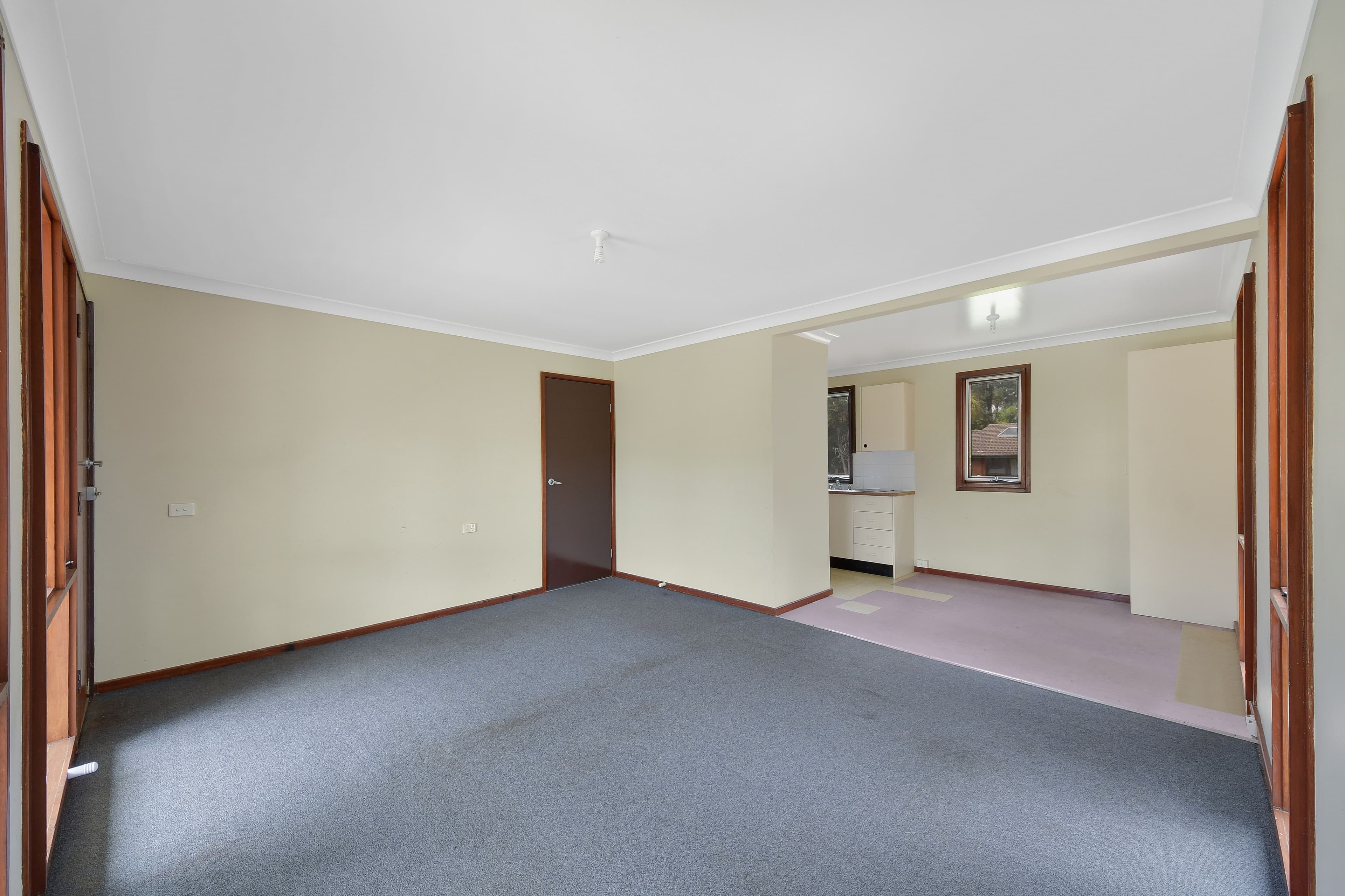 12 Burrundulla Crescent, Airds NSW 2560, Airds - Thumbnail 4