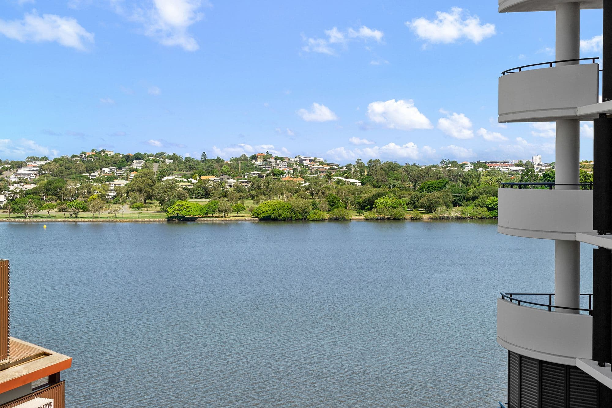 37D Harbour Road, Hamilton QLD 4007, Hamilton - Thumbnail 2