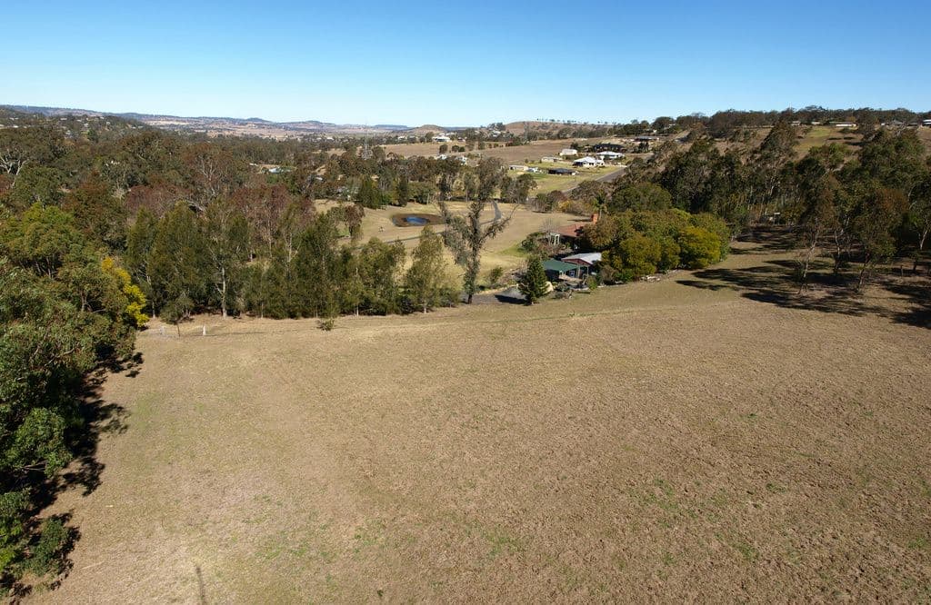 34 Tranter Street, TOP CAMP QLD 4350, Top Camp - Thumbnail 4