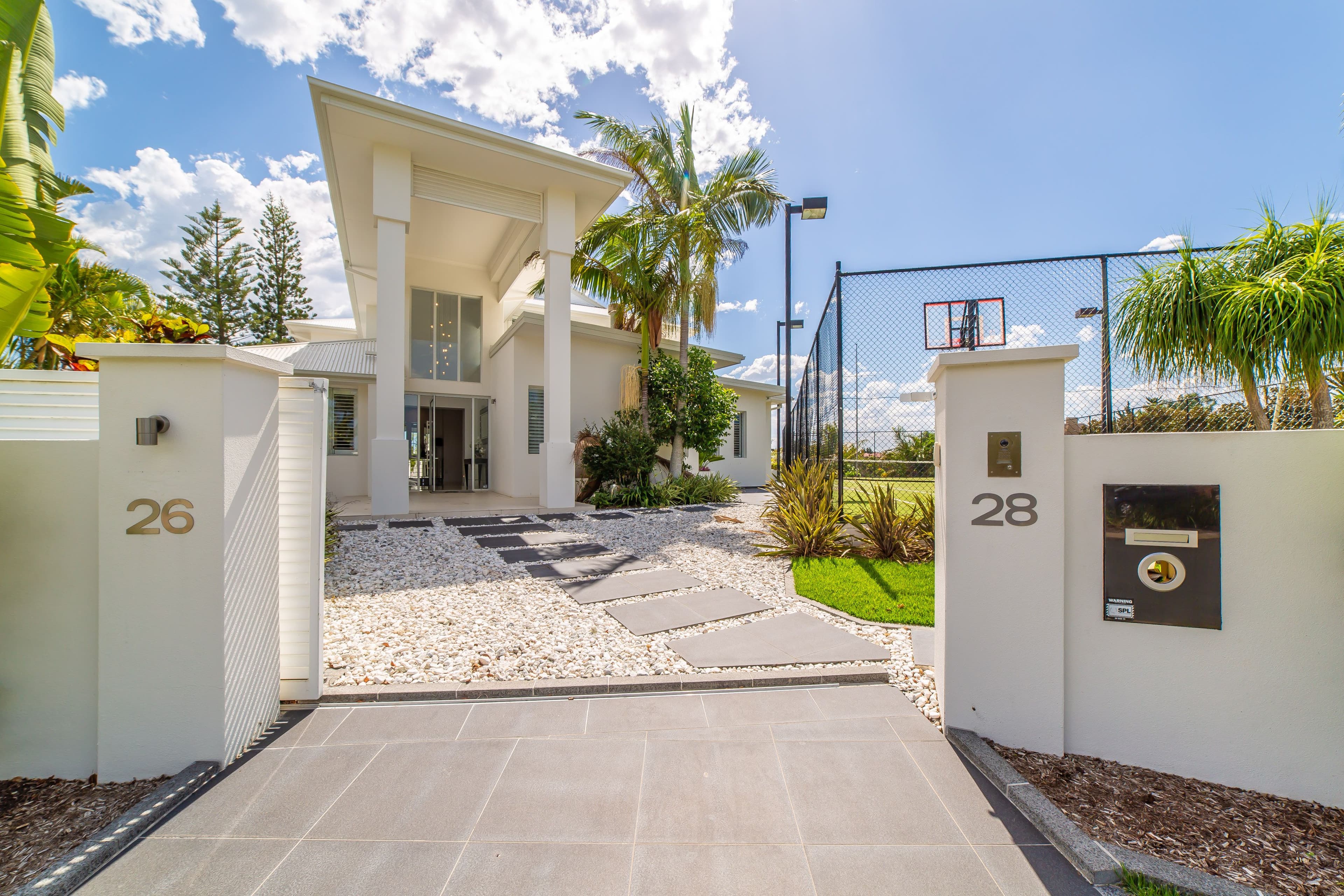 26-28 Donegal Crescent, Sorrento QLD 4217, Sorrento - Thumbnail 4