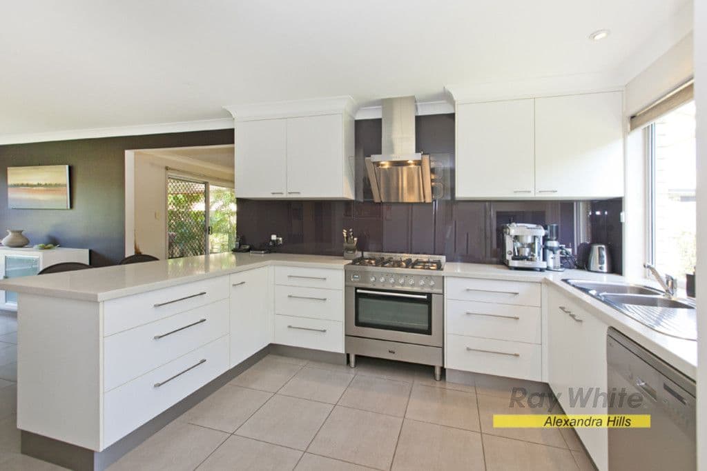 23 Orangegrove Court, BIRKDALE QLD 4159, Birkdale - Thumbnail 2