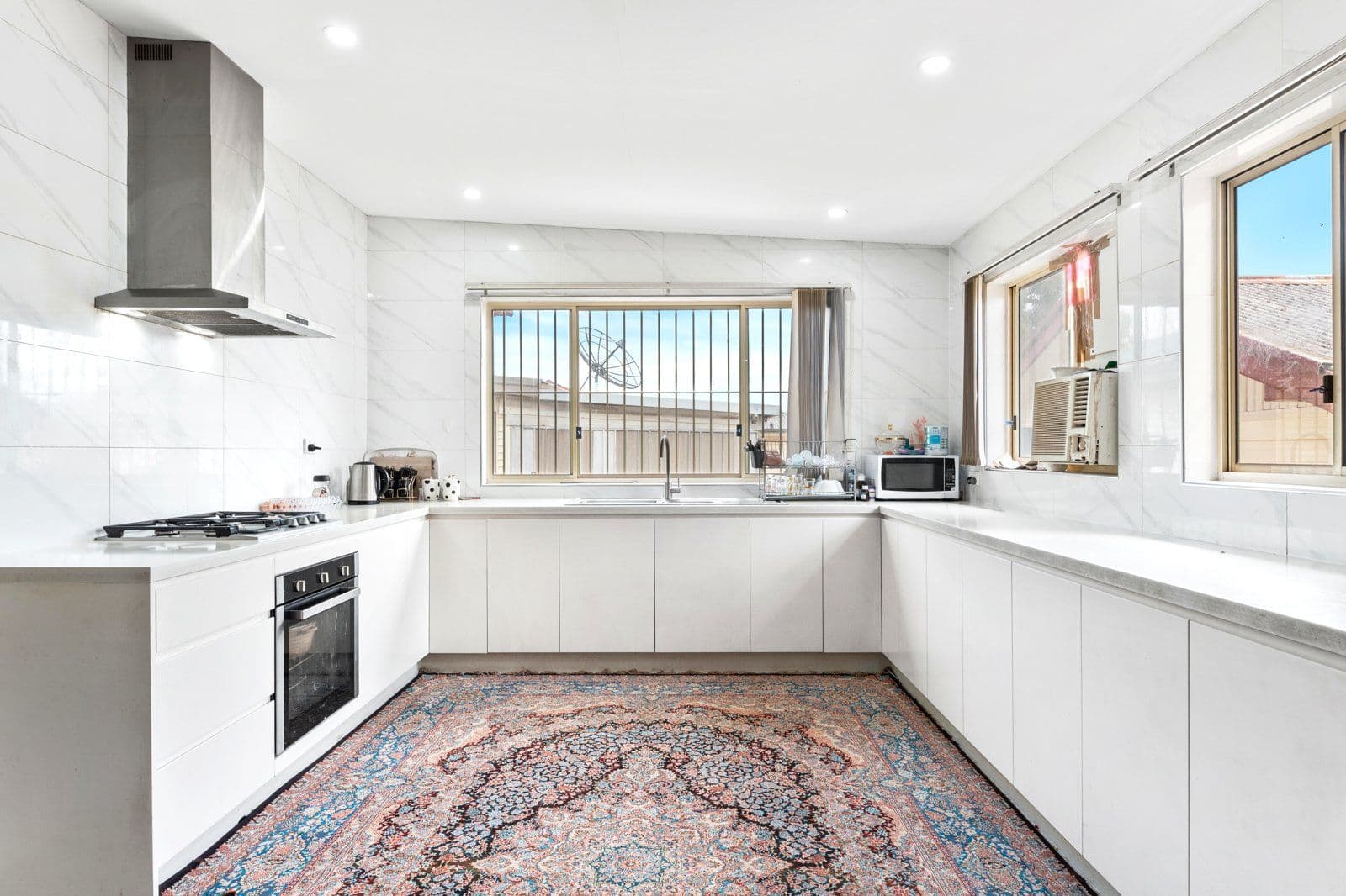 1 Barlow Crescent, Canley Heights NSW 2166, Canley Heights - Thumbnail 5
