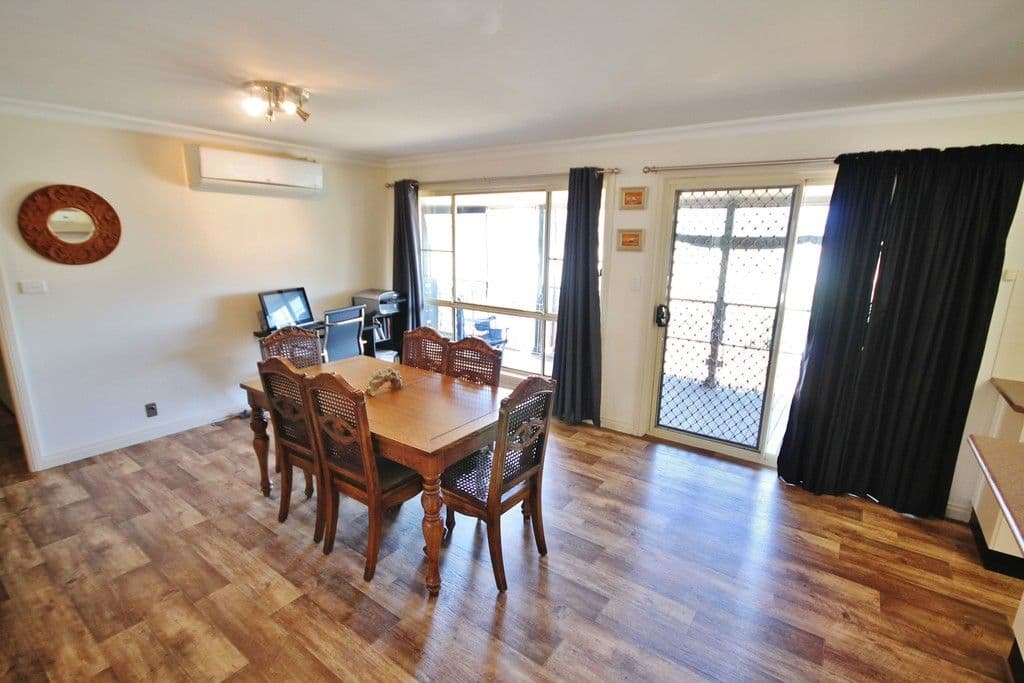 85 Elizabeth Street, Young NSW 2594, Young - Thumbnail 3