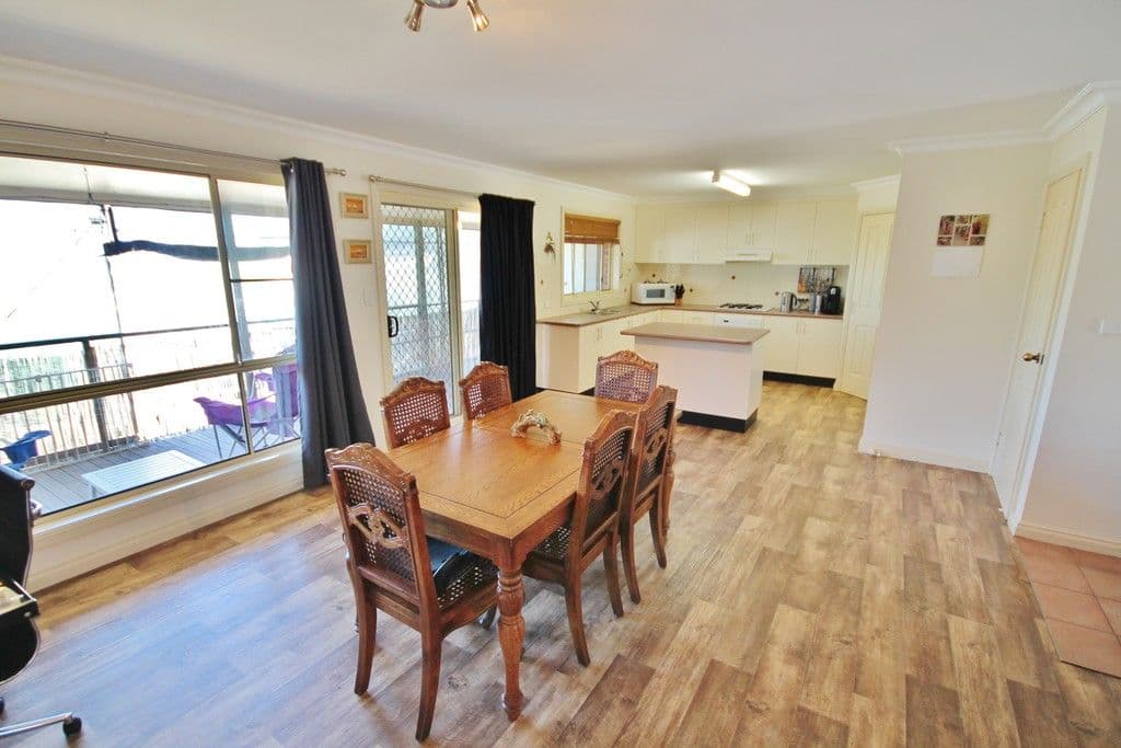 85 Elizabeth Street, Young NSW 2594, Young - Thumbnail 4