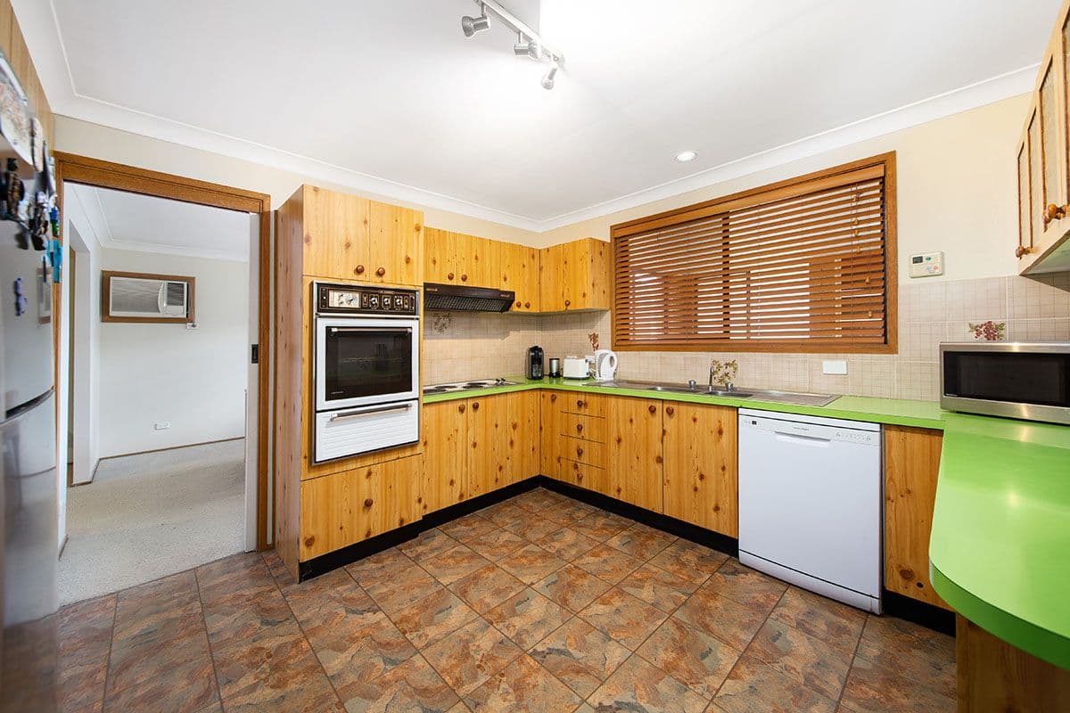 6 Heritage Drive, Illawong NSW 2234, Illawong - Thumbnail 4