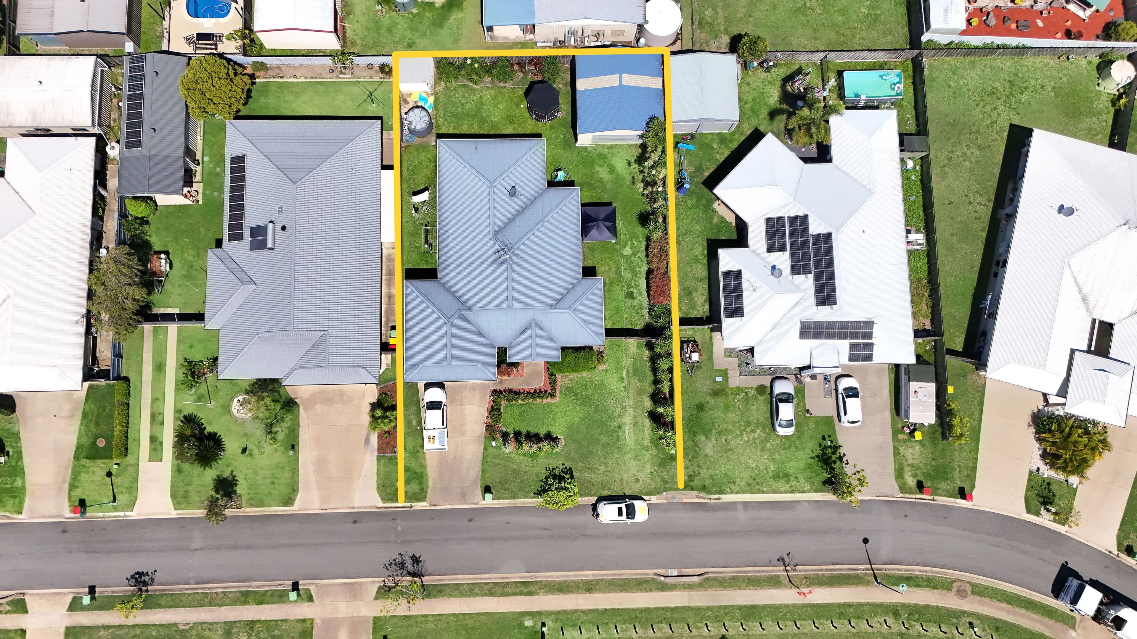 26 Pacific Avenue, Sarina QLD 4737, Sarina - Thumbnail 2