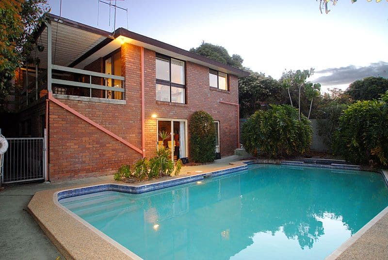 9 Viscount Drive, DONCASTER VIC 3108, Doncaster - Thumbnail 2