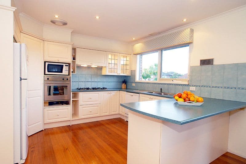 9 Viscount Drive, DONCASTER VIC 3108, Doncaster - Thumbnail 7