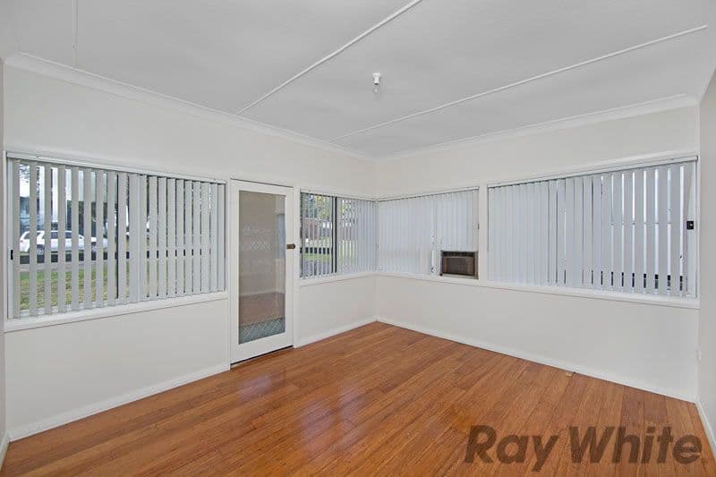 4 Blackford Avenue, KANWAL NSW 2259, Kanwal - Thumbnail 4
