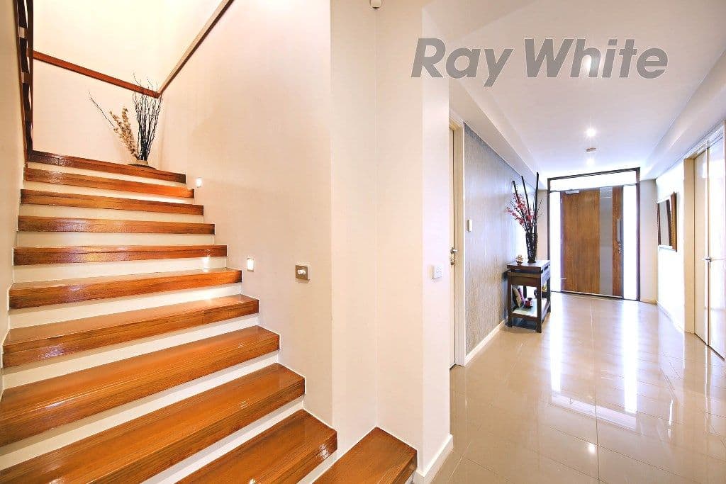 6 Haslewood Street, Point Cook VIC 3030, Point Cook - Thumbnail 2
