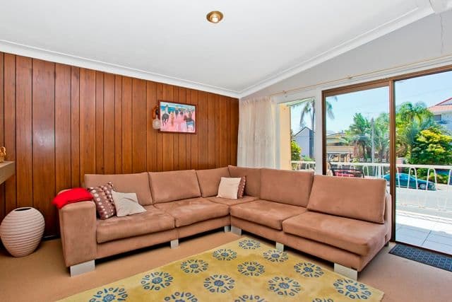 20 Monaco Street, SURFERS PARADISE QLD 4217, Surfers Paradise - Thumbnail 3
