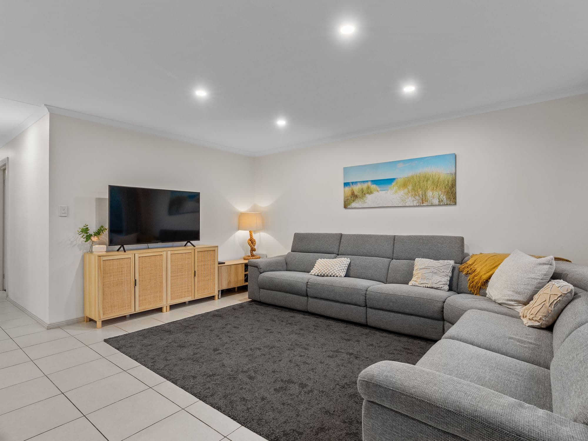 18 Yarr Crescent, Seaford Meadows SA 5169, Seaford Meadows - Thumbnail 4