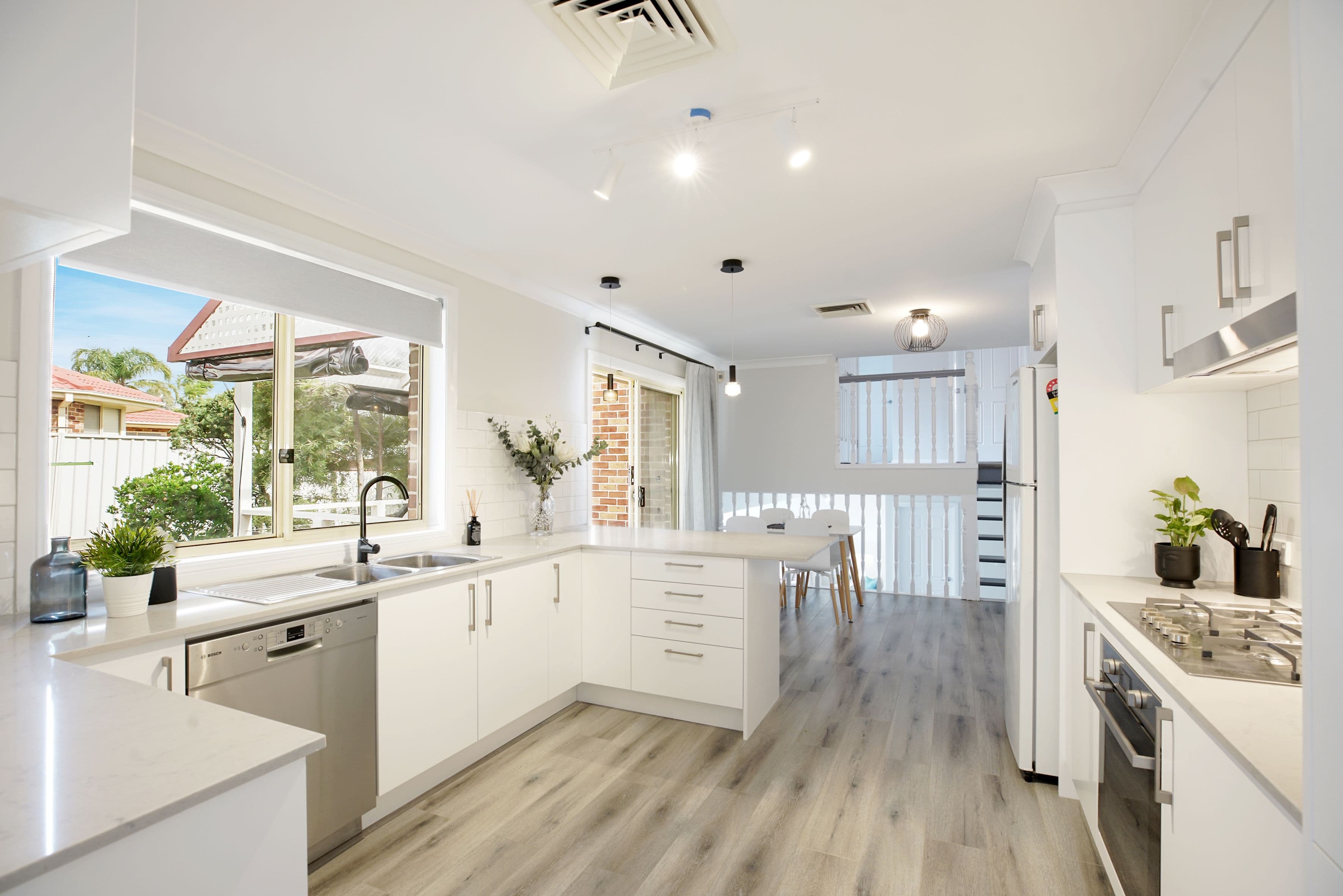 8 Camellia Avenue, Glenmore Park NSW 2745, Glenmore Park - Thumbnail 5