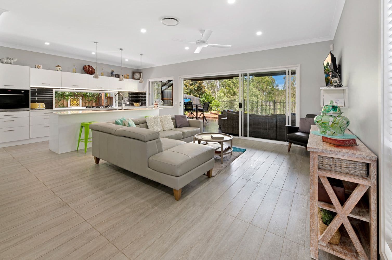 14 Melville Drive, Pimpama QLD 4209, Pimpama - Thumbnail 3