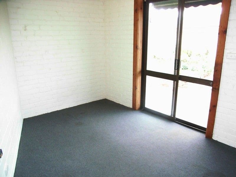 129  Hume Street, ECHUCA VIC 3564, Echuca - Thumbnail 3