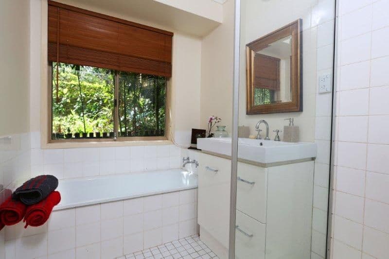 41 Ludlow Street, CHAPEL HILL QLD 4069, Chapel Hill - Thumbnail 6