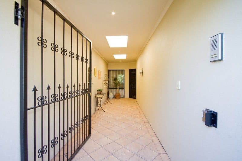 12 Brooklyn Avenue, GLENELG NORTH SA 5045, Glenelg North - Thumbnail 2