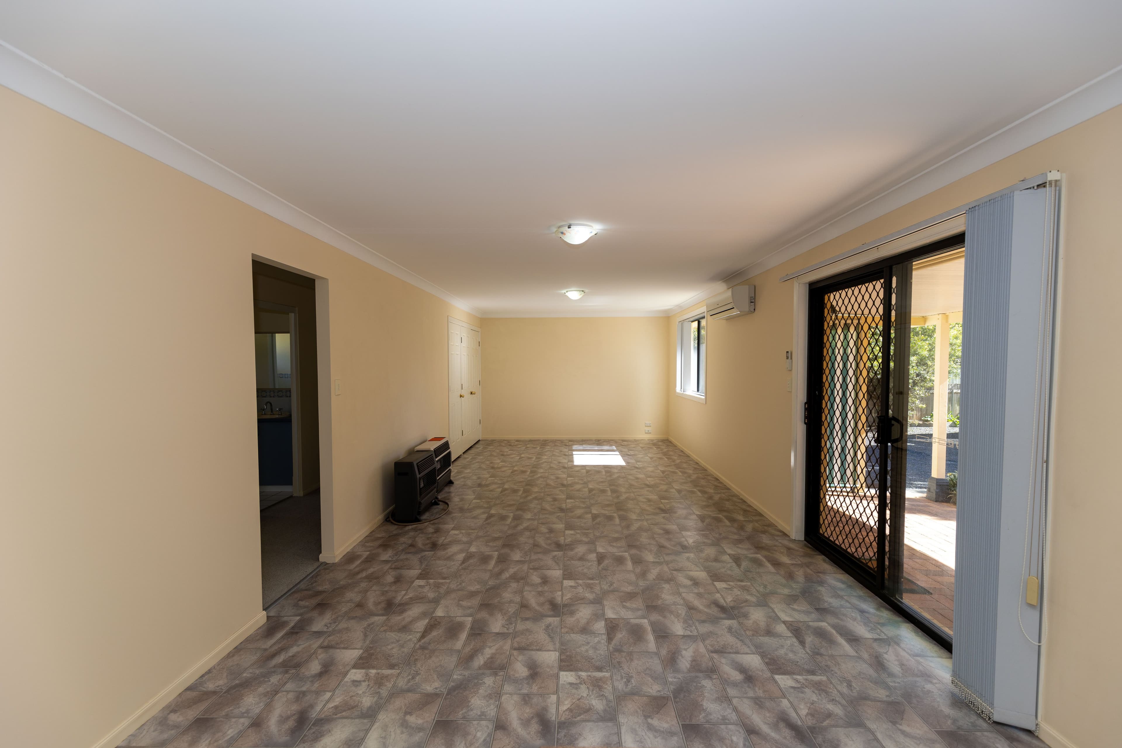 10 Deodara Drive, Inverell NSW 2360, Inverell - Thumbnail 7