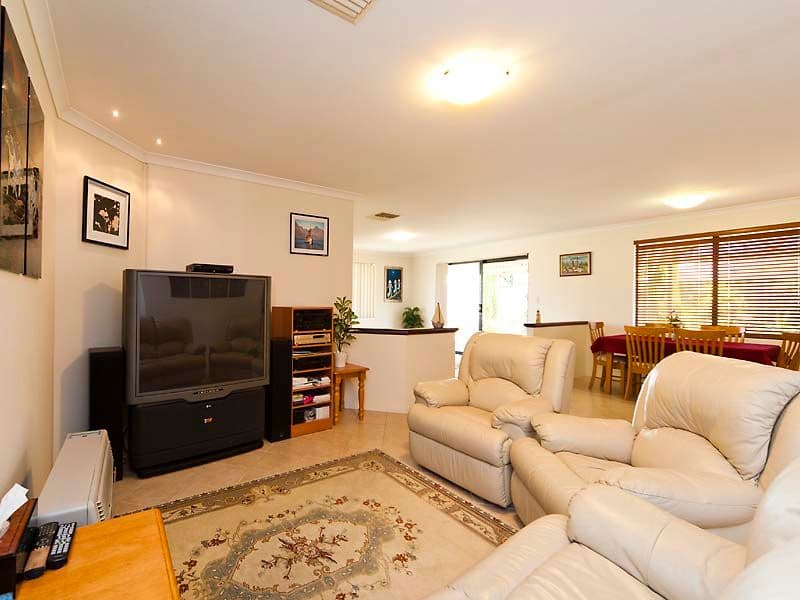 14 Murphy Crescent, BERTRAM WA 6167, Bertram - Thumbnail 4
