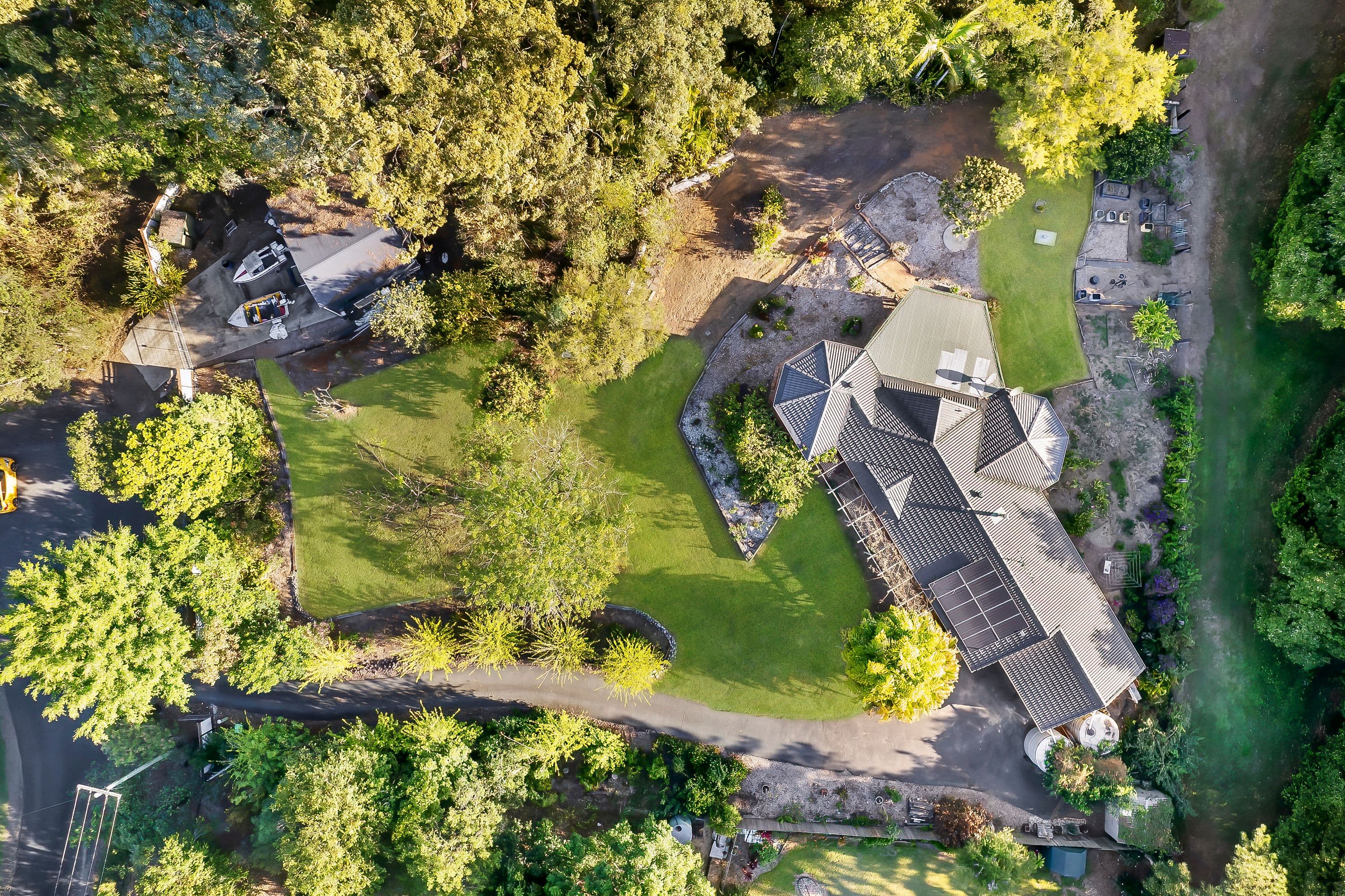 32 Gould Drive, Glass House Mountains QLD 4518, Glass House Mountains - Thumbnail 3