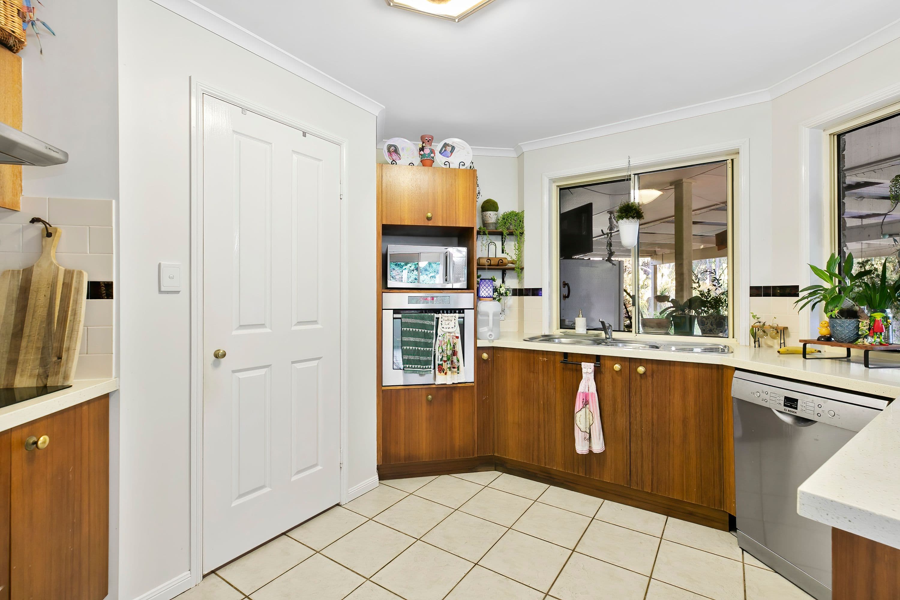32 Gould Drive, Glass House Mountains QLD 4518, Glass House Mountains - Thumbnail 5