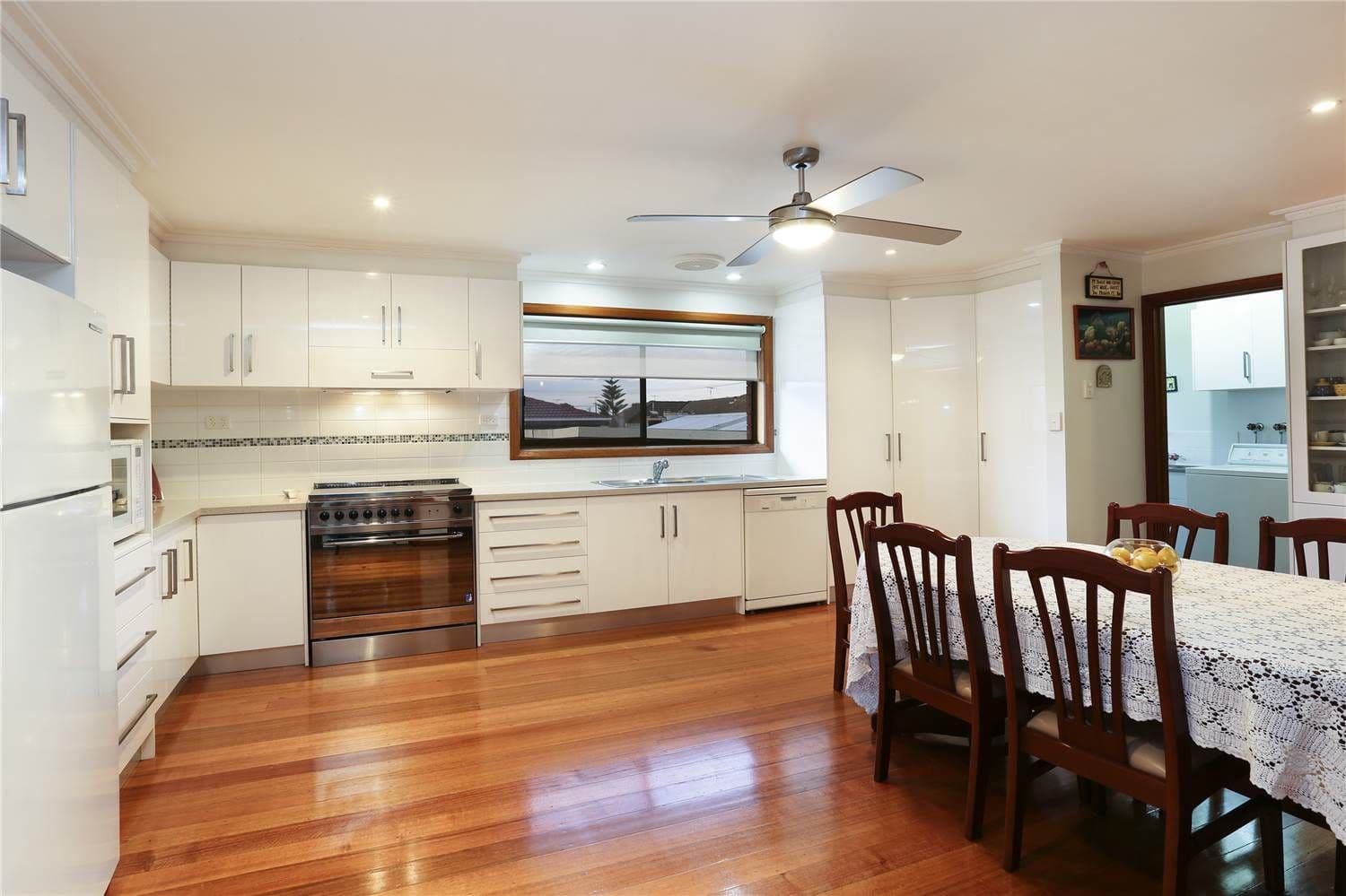 10 Bluegum Court, CORIO VIC 3214, Corio - Thumbnail 2