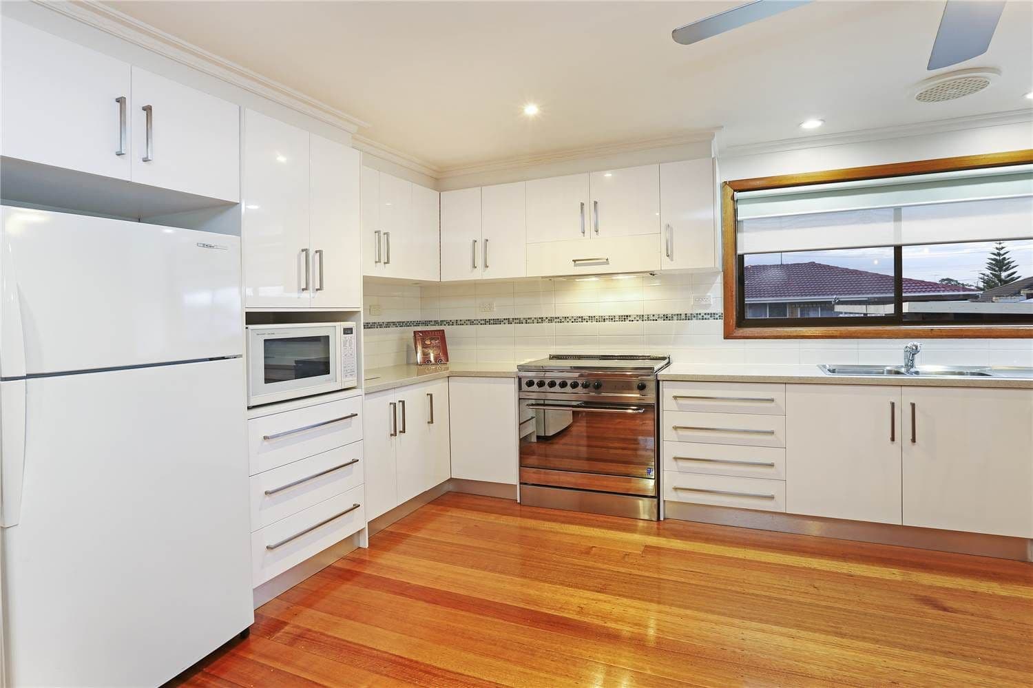 10 Bluegum Court, CORIO VIC 3214, Corio - Thumbnail 3