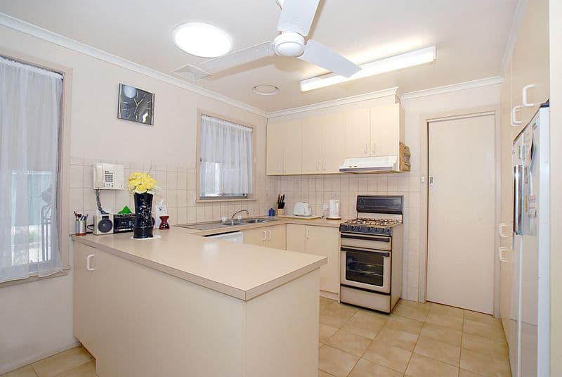43 Booth Crescent, DANDENONG NORTH VIC 3175, Dandenong North - Thumbnail 2