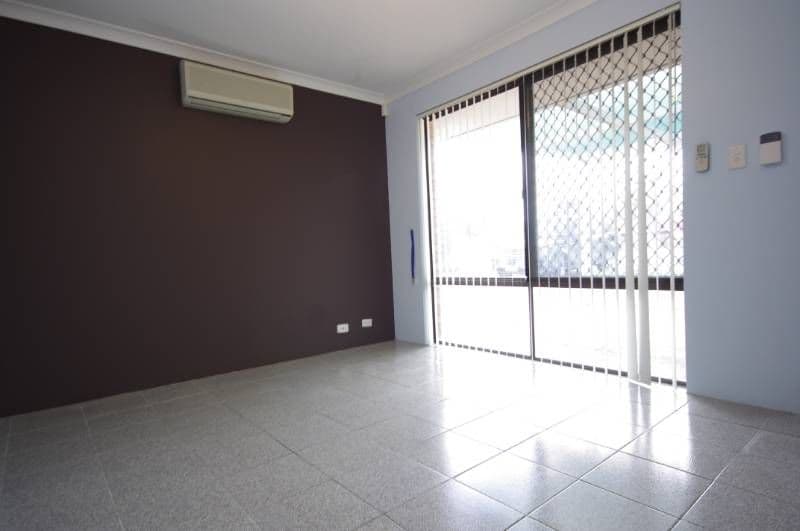 97 Marangaroo Drive, MARANGAROO WA 6064, Marangaroo - Thumbnail 3