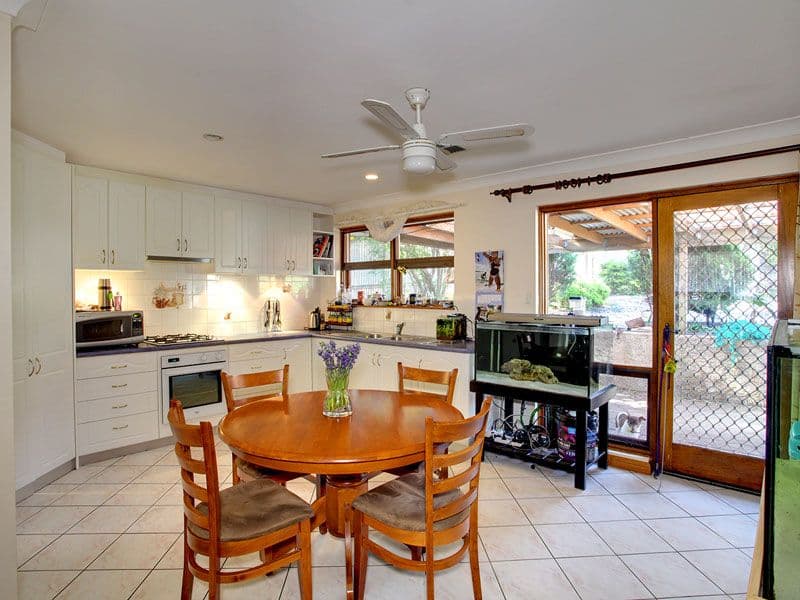 16 Armstrong Street, SELLICKS BEACH SA 5174, Sellicks Beach - Thumbnail 4