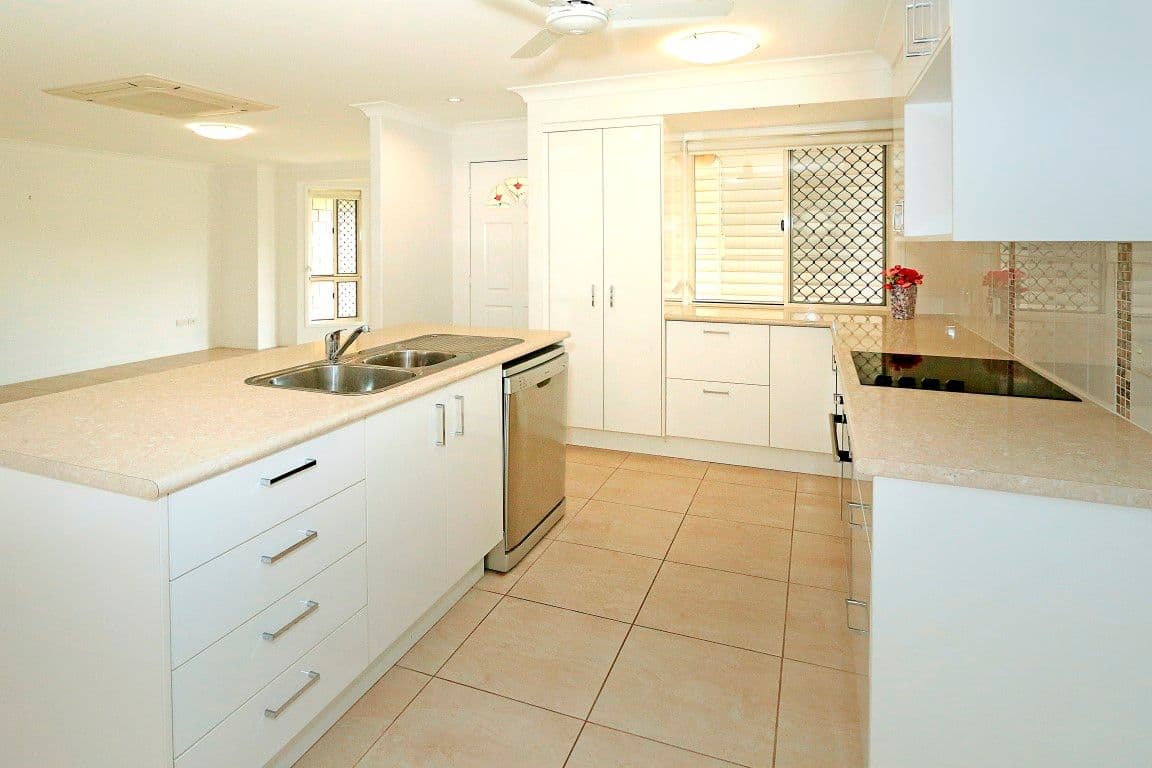 192 Bawden Street, Berserker QLD 4701, Berserker - Thumbnail 3