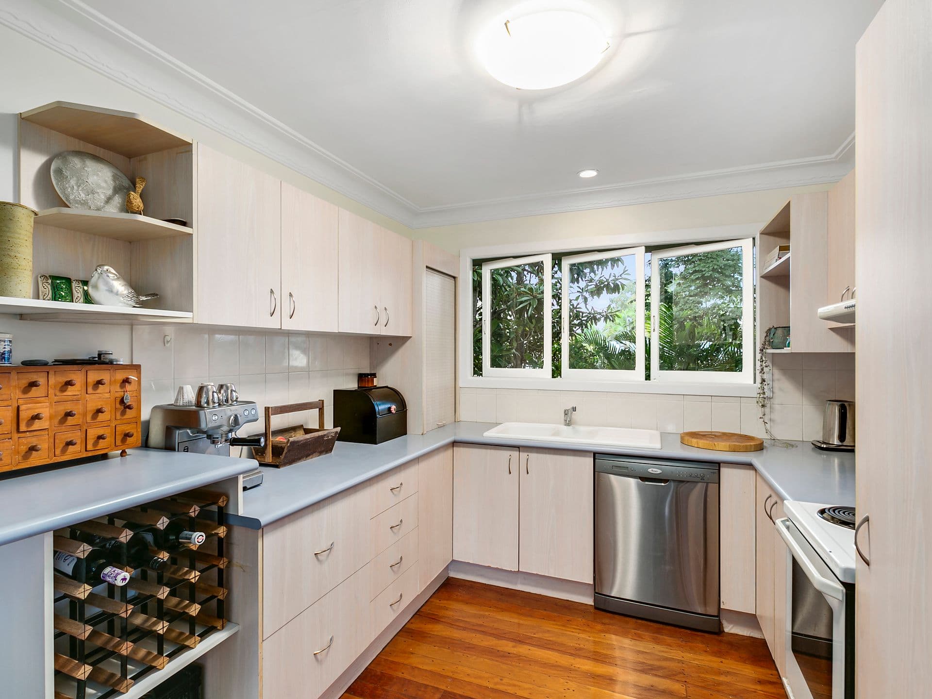 10 Grandview Parade, Caringbah South - Thumbnail 3