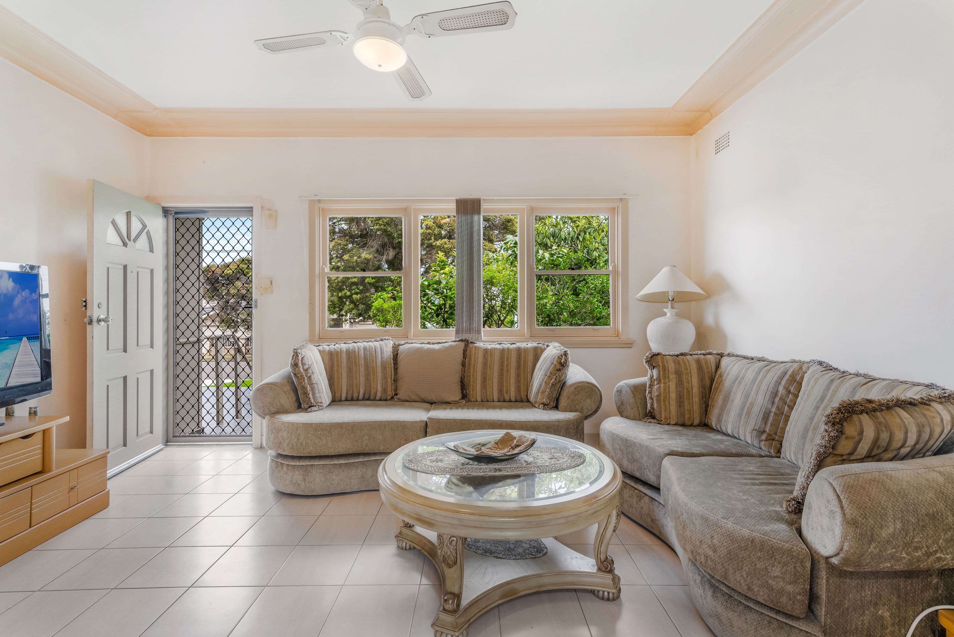 10 Madeline Street, Fairfield West NSW 2165, Fairfield - Thumbnail 4