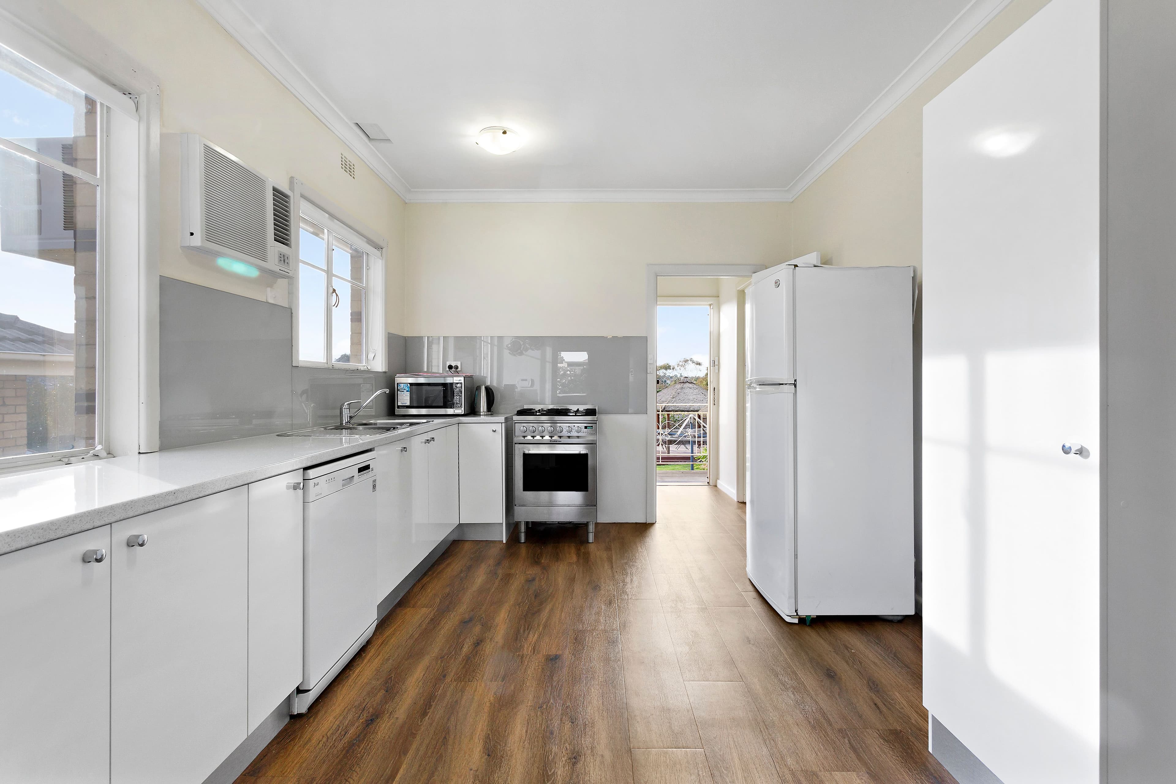 14 Leroux Street, Oakleigh VIC 3166, Oakleigh - Thumbnail 5
