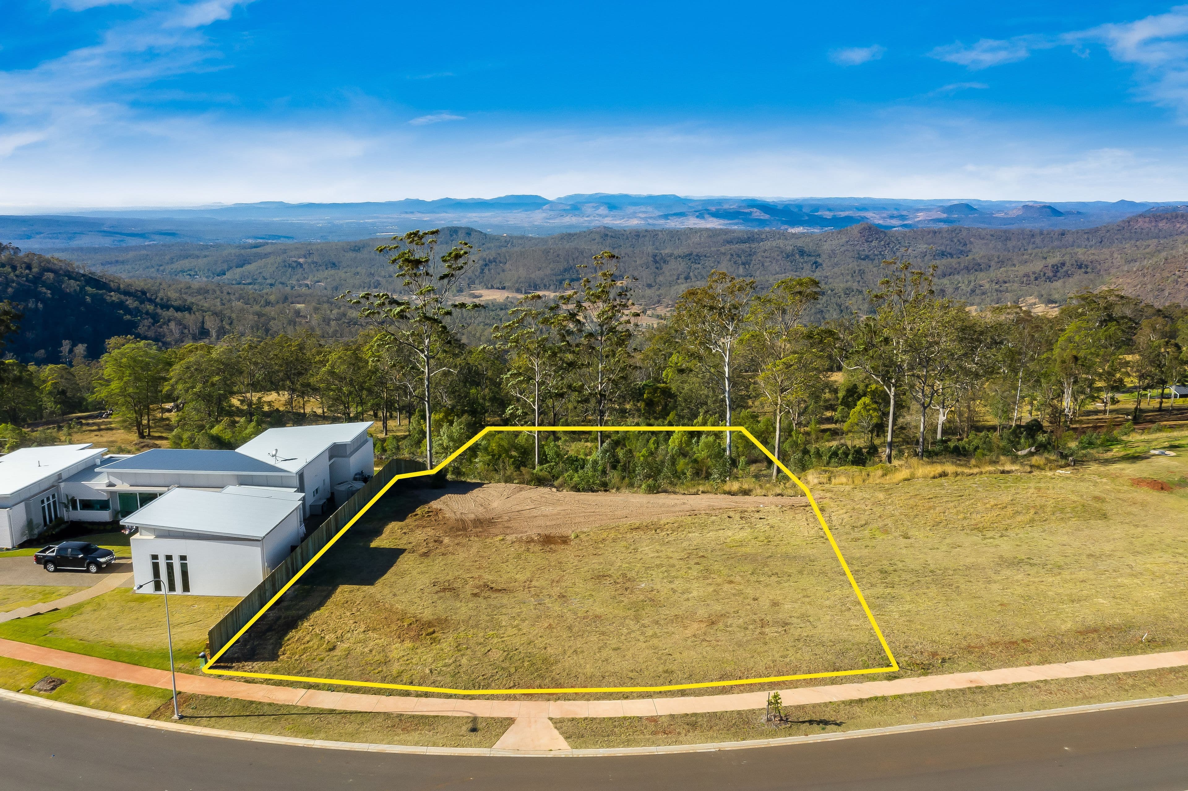 23 Escarpment Avenue, Cabarlah QLD 4352, Cabarlah - Image 1